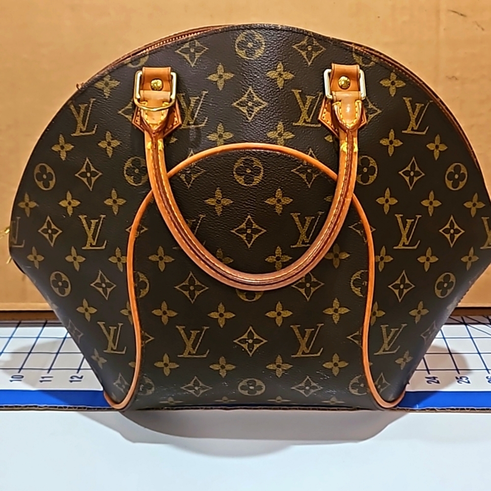 Louis Vuitton Elipse MM
